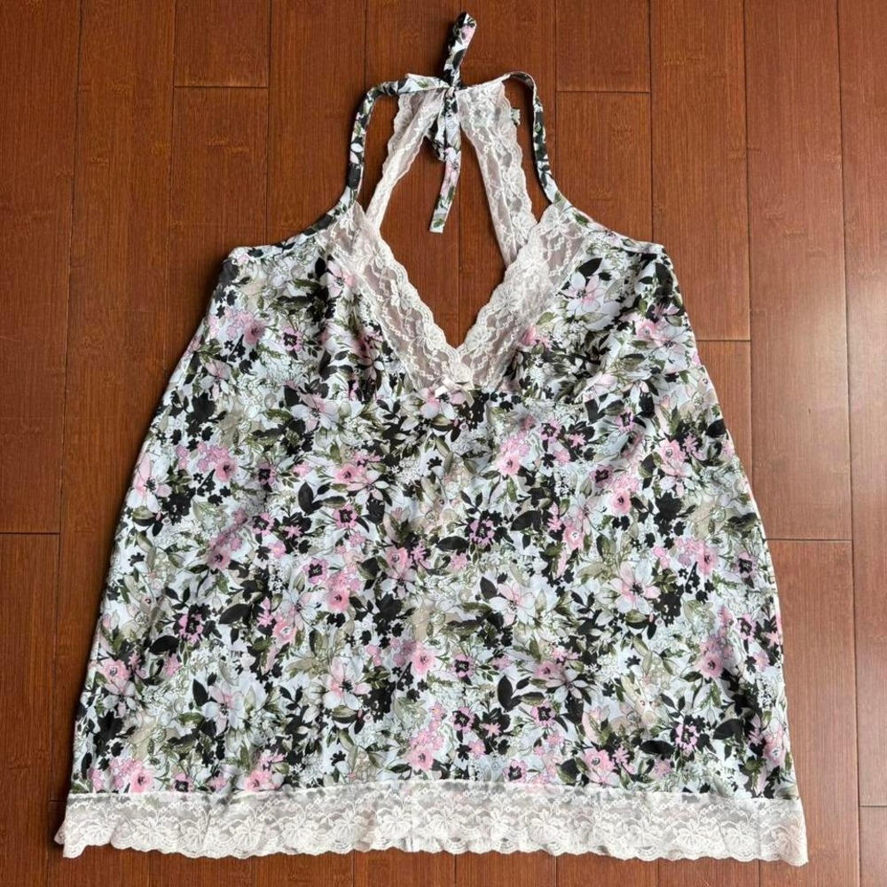 Adore Me‎ Lace Floral Chemise